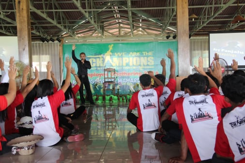 Training Motivasi Perusahaan